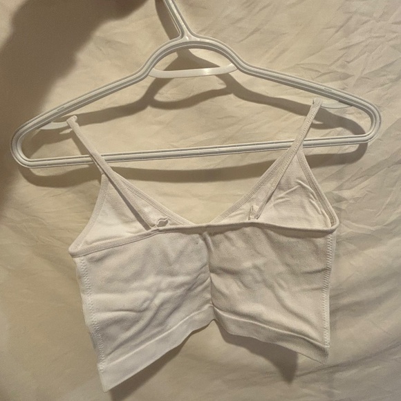 Scoop Neck Tank Top - Picture 2 of 3